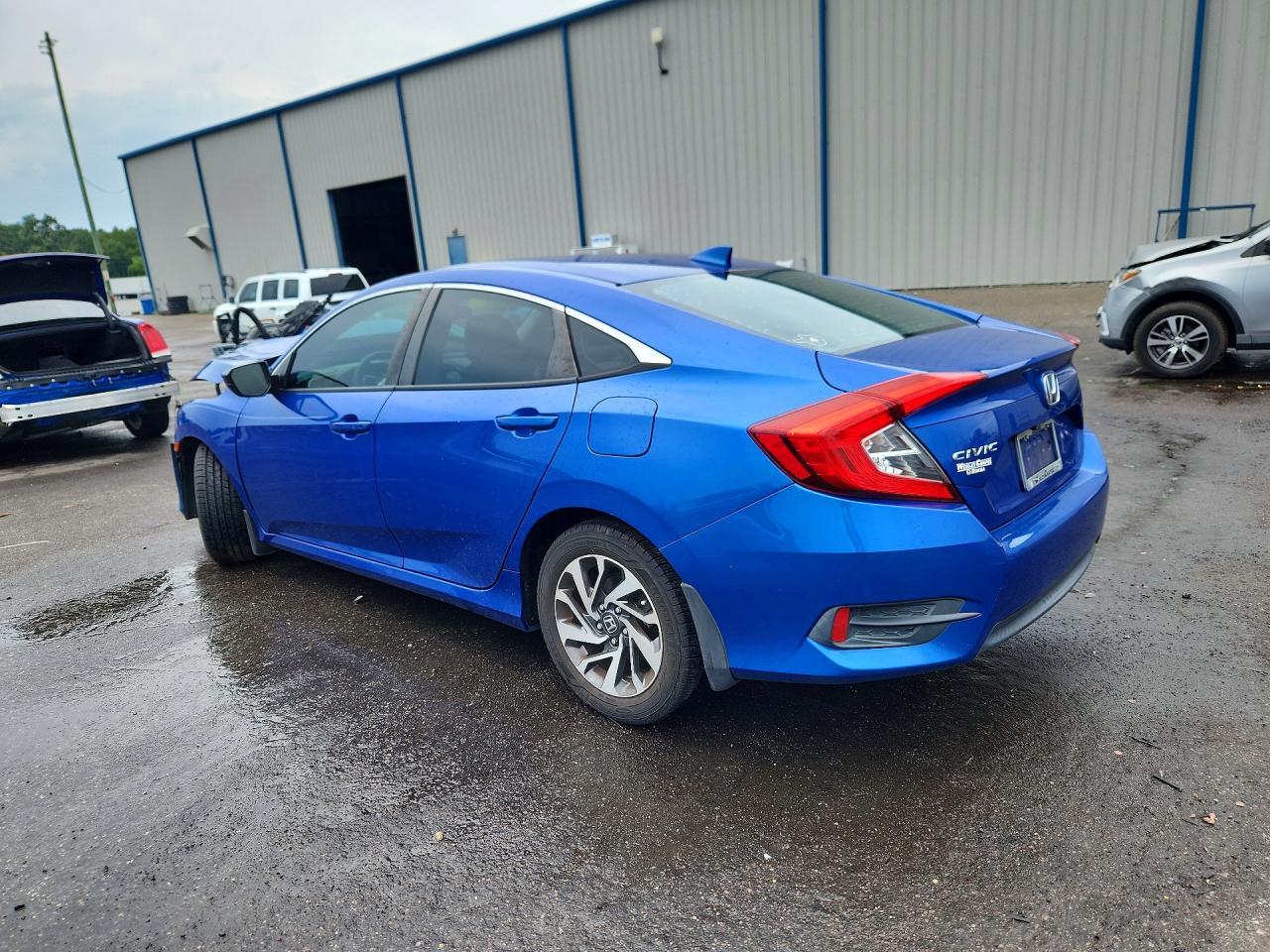 2017 Honda Civic Ex - Image 2