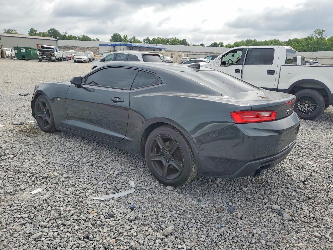 2017 Chevrolet Camaro Lt - Фото 2