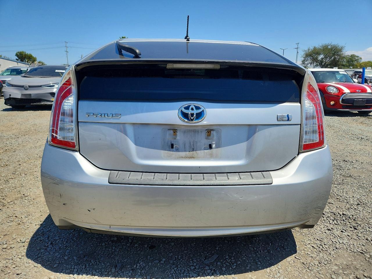 2013 Toyota Prius Two - Фото 6
