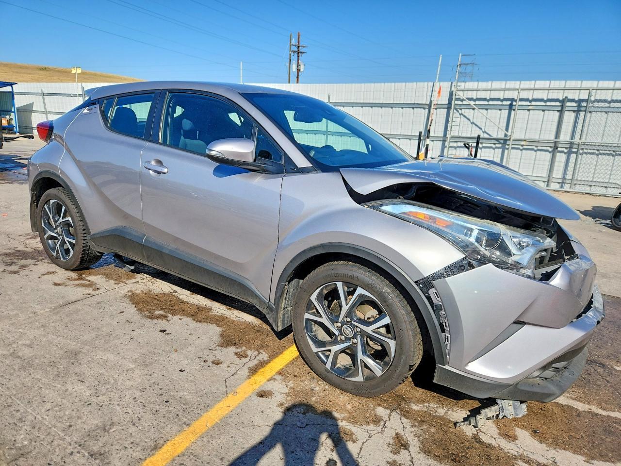2018 Toyota C-Hr Xle Premium - Фото 4