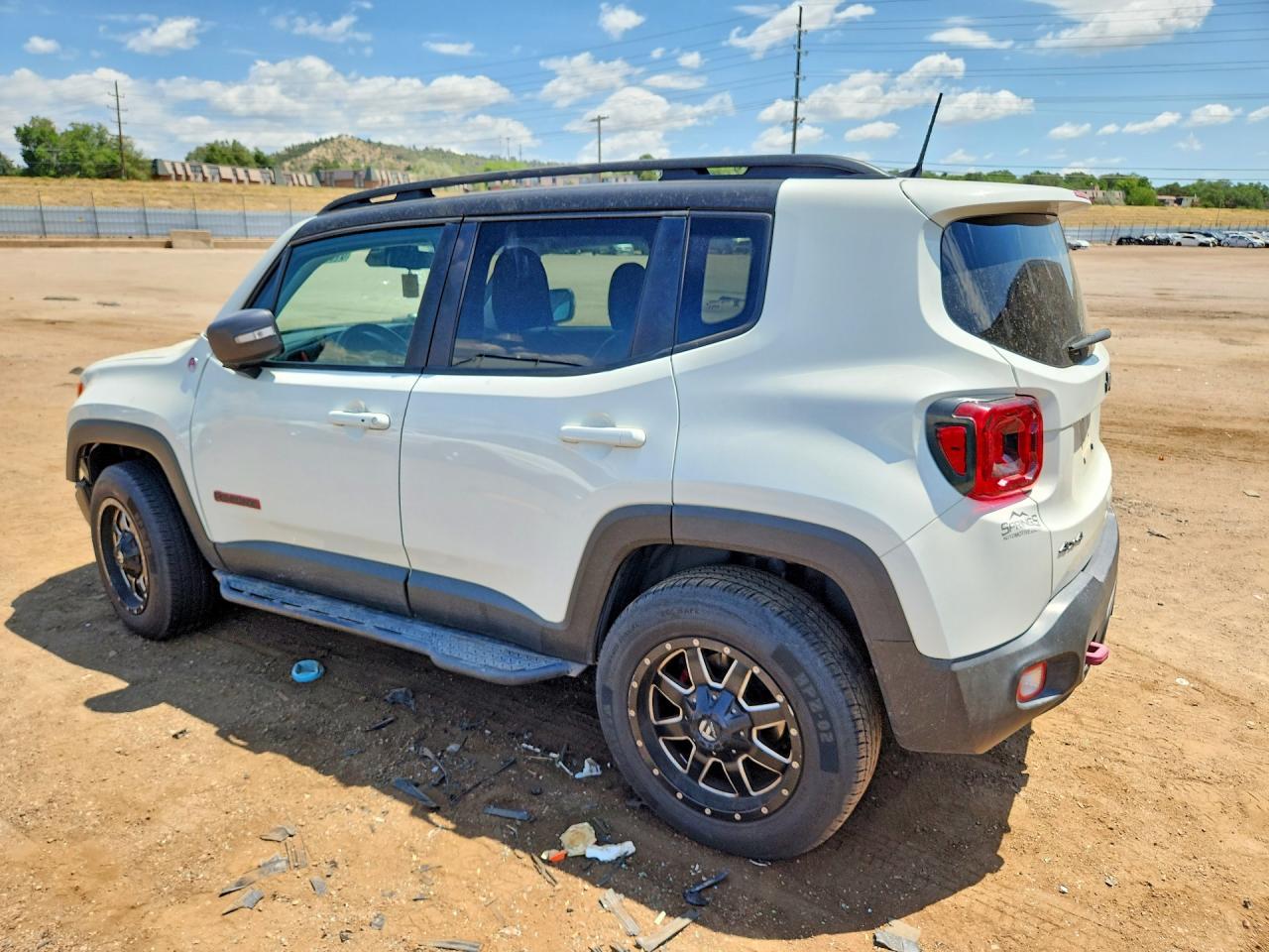 2019 Jeep Renegade Trailhawk - Фото 2
