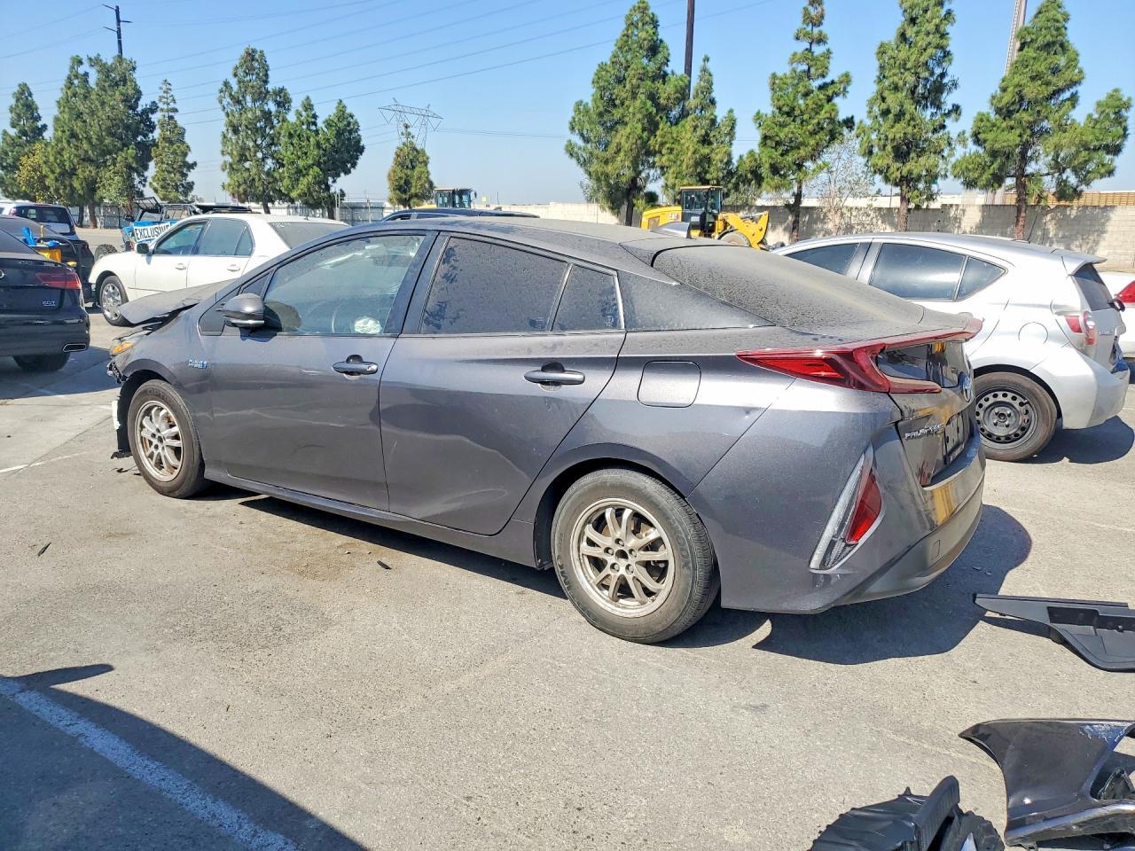 2021 Toyota Prius Prime Xle - Фото 2