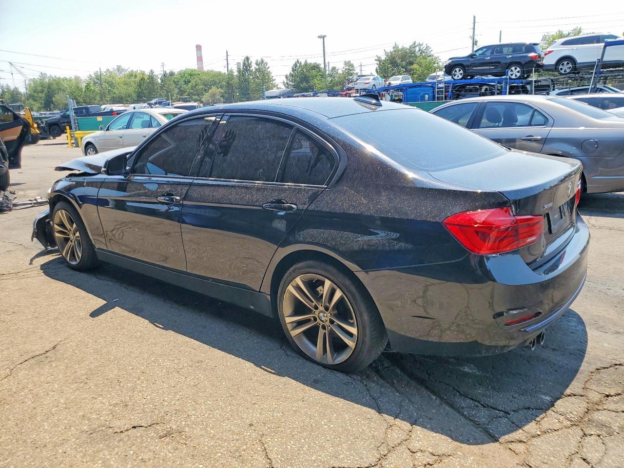 2018 BMW 330 Xi - Фото 2