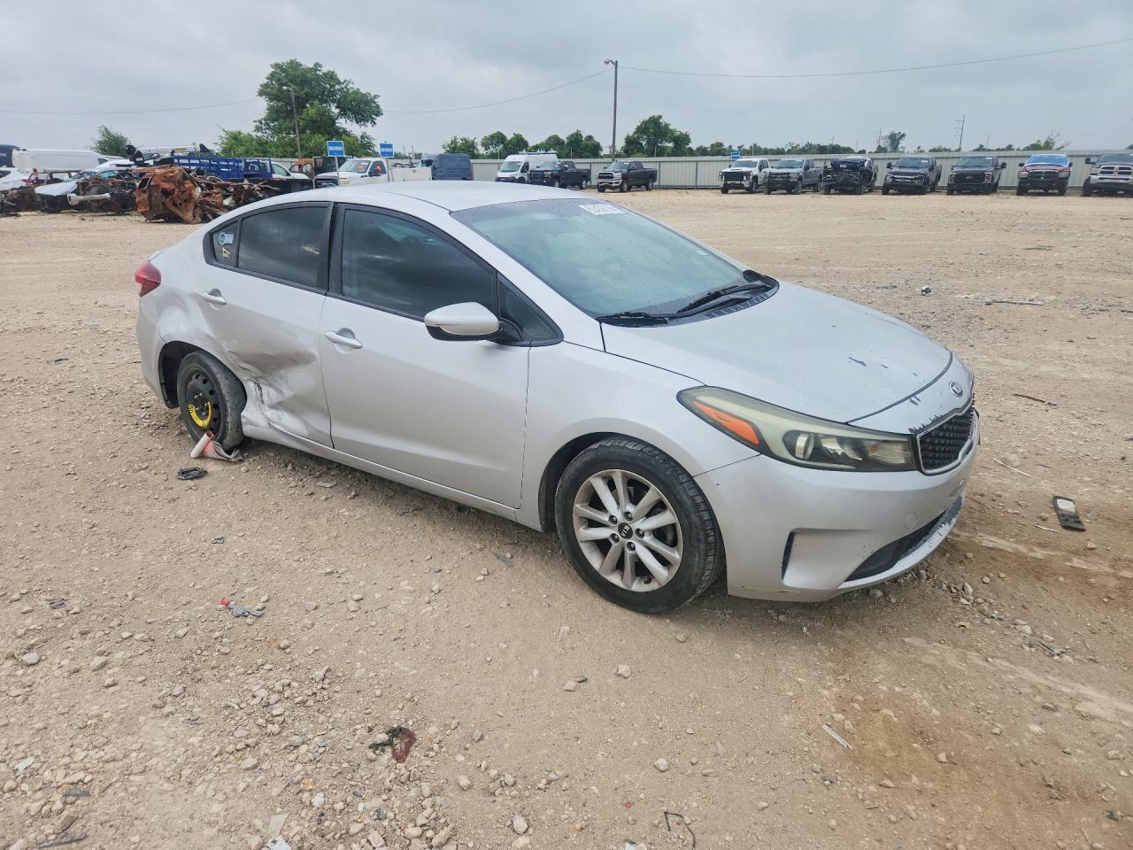2017 Kia Forte Lx - Фото 4