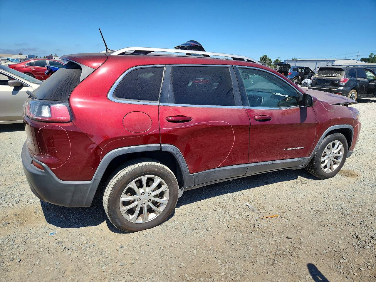 2019 Jeep Cherokee Latitude - Фото 3