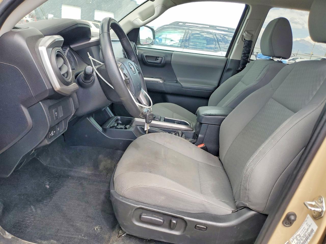 2020 Toyota Tacoma Sr5 V6 - Image 7