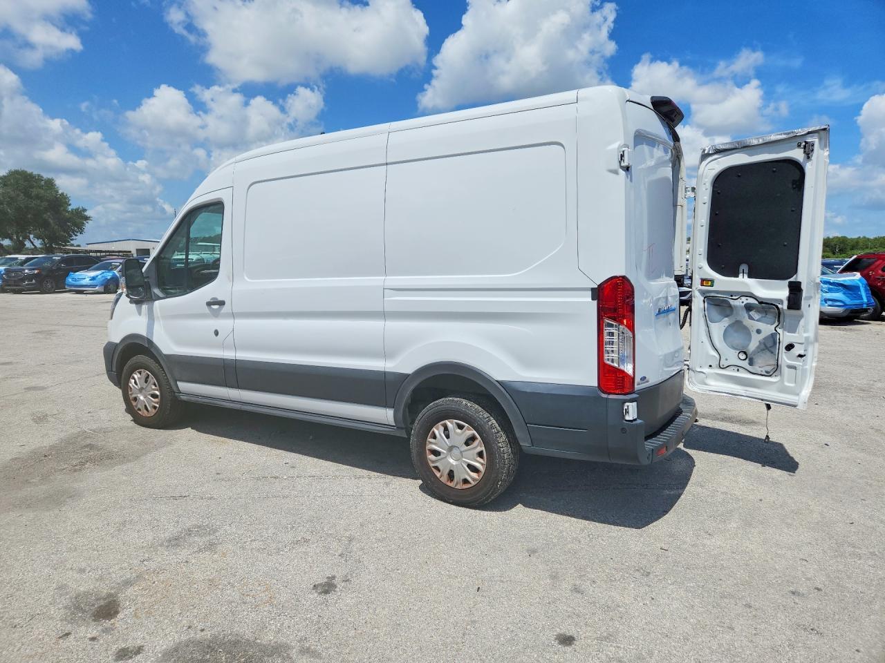 2022 Ford Transit 350 Delivery Van - Фото 2