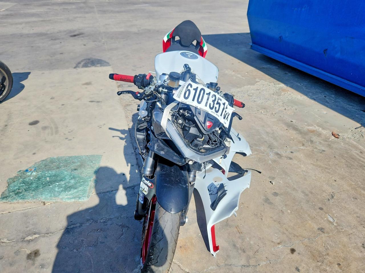 2021 Ducati Panigale V2 - Фото 2