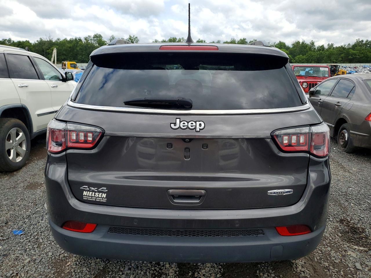 2020 Jeep Compass Latitude - Фото 6