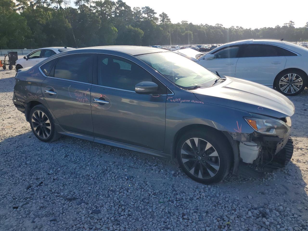 2019 Nissan Sentra Sr - Фото 4