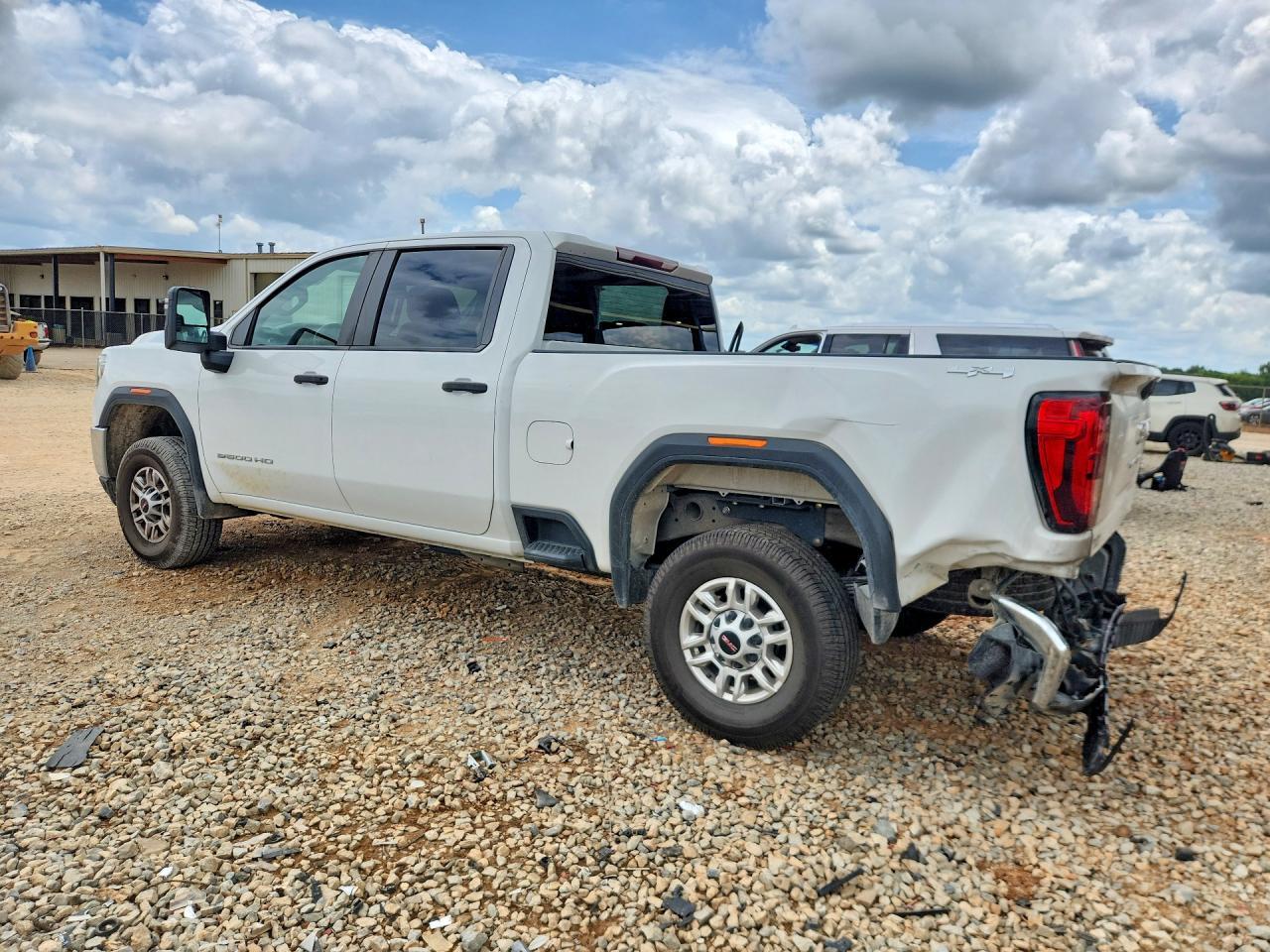 2023 GMC Sierra K2500 Heavy Duty - Image 2