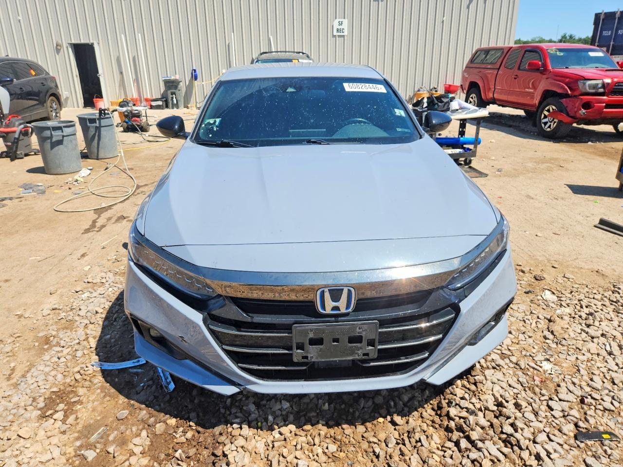 2022 Honda Accord Hybrid Sport - Image 5