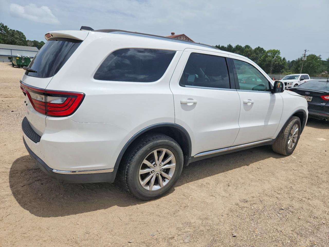 2018 Dodge Durango Sxt - Image 3