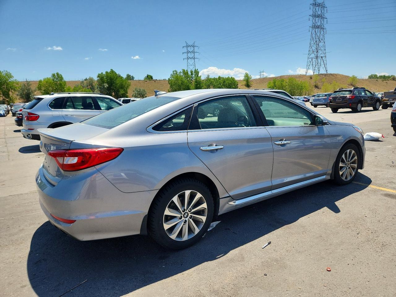2015 Hyundai Sonata Sport - Image 3