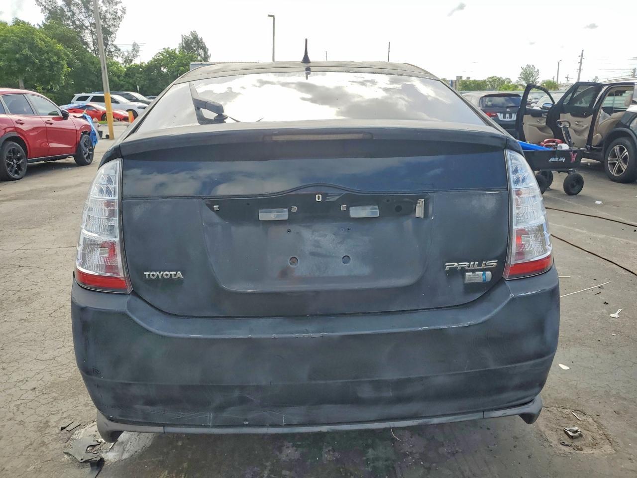 2006 Toyota Prius - Image 6