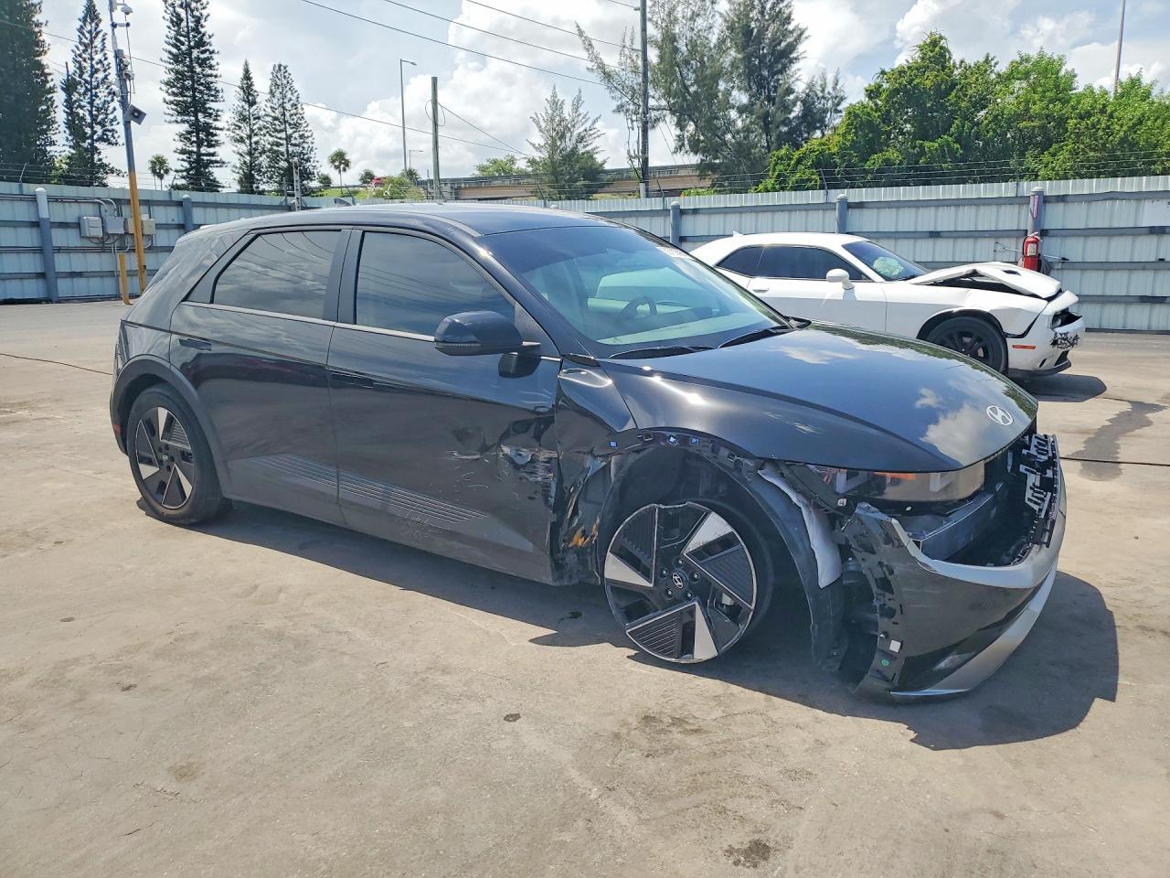 2026 Hyundai Ioniq 5 Se - Image 4