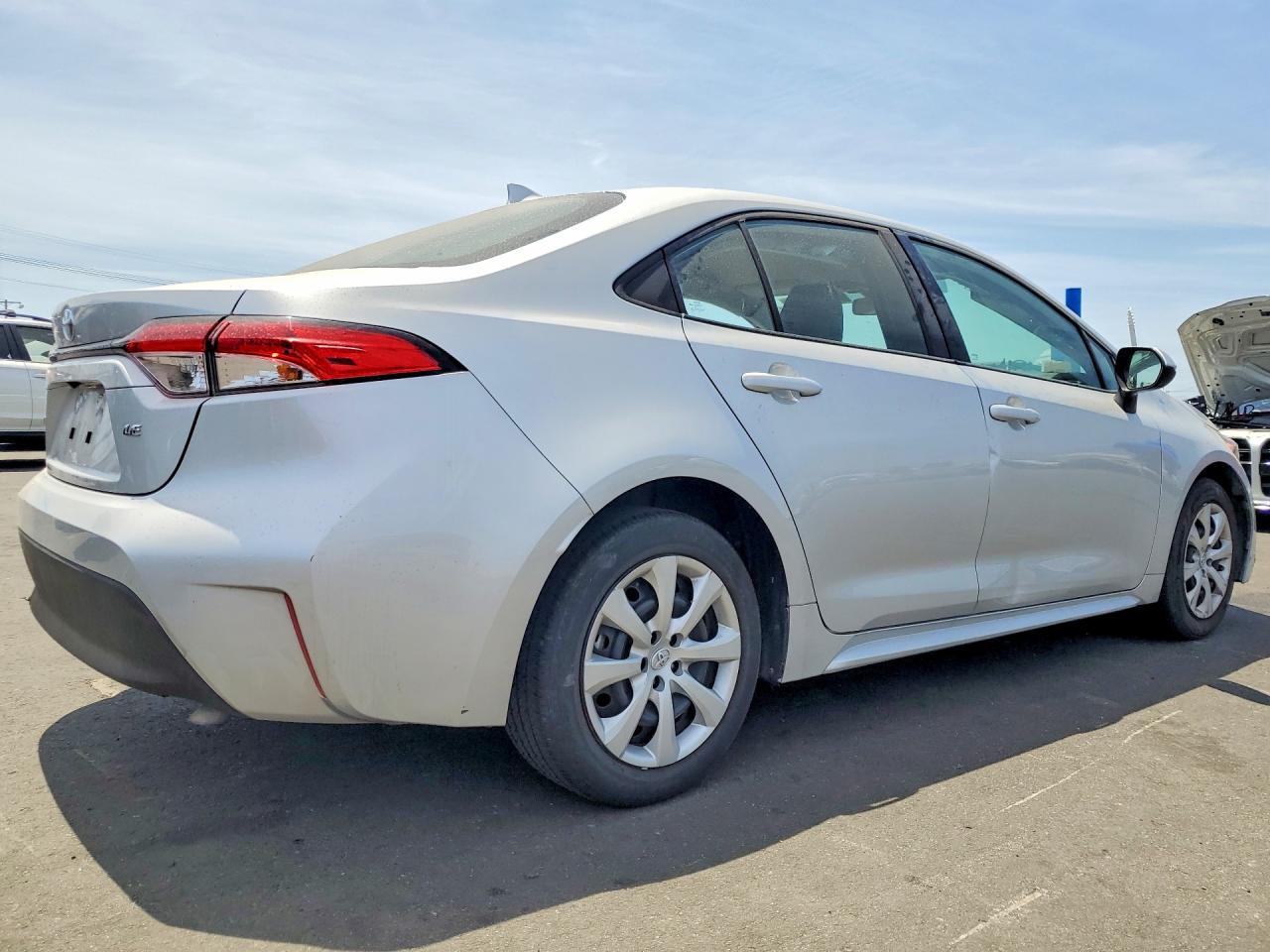 2025 Toyota Corolla Le - Image 3