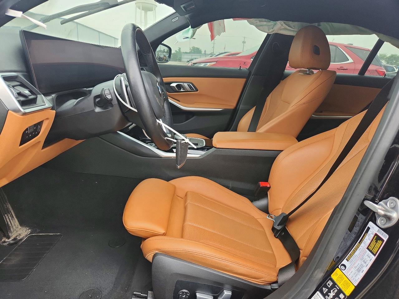 2023 BMW 330Xi - Image 7