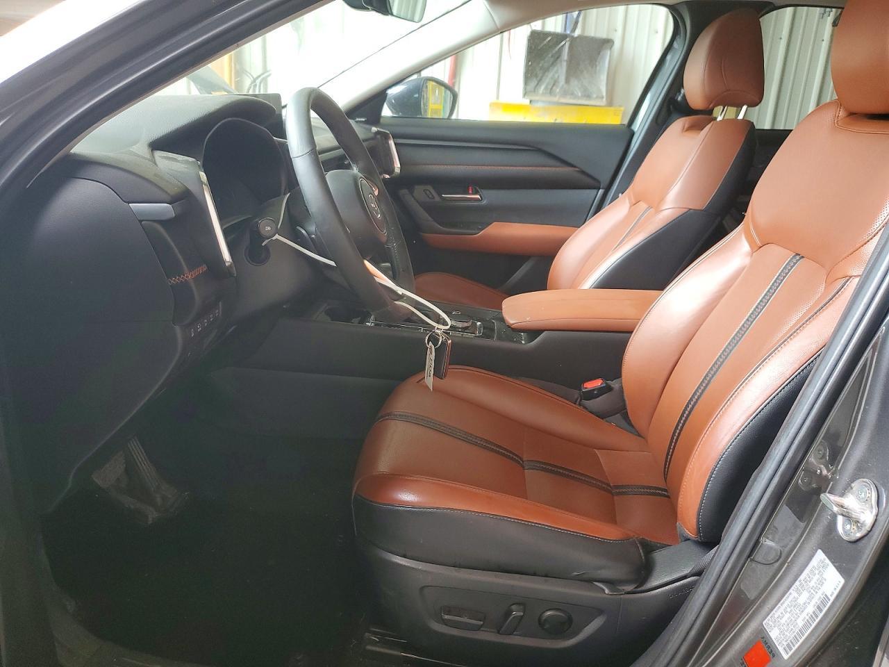 2023 Mazda Cx-50 Premium Plus - Image 7