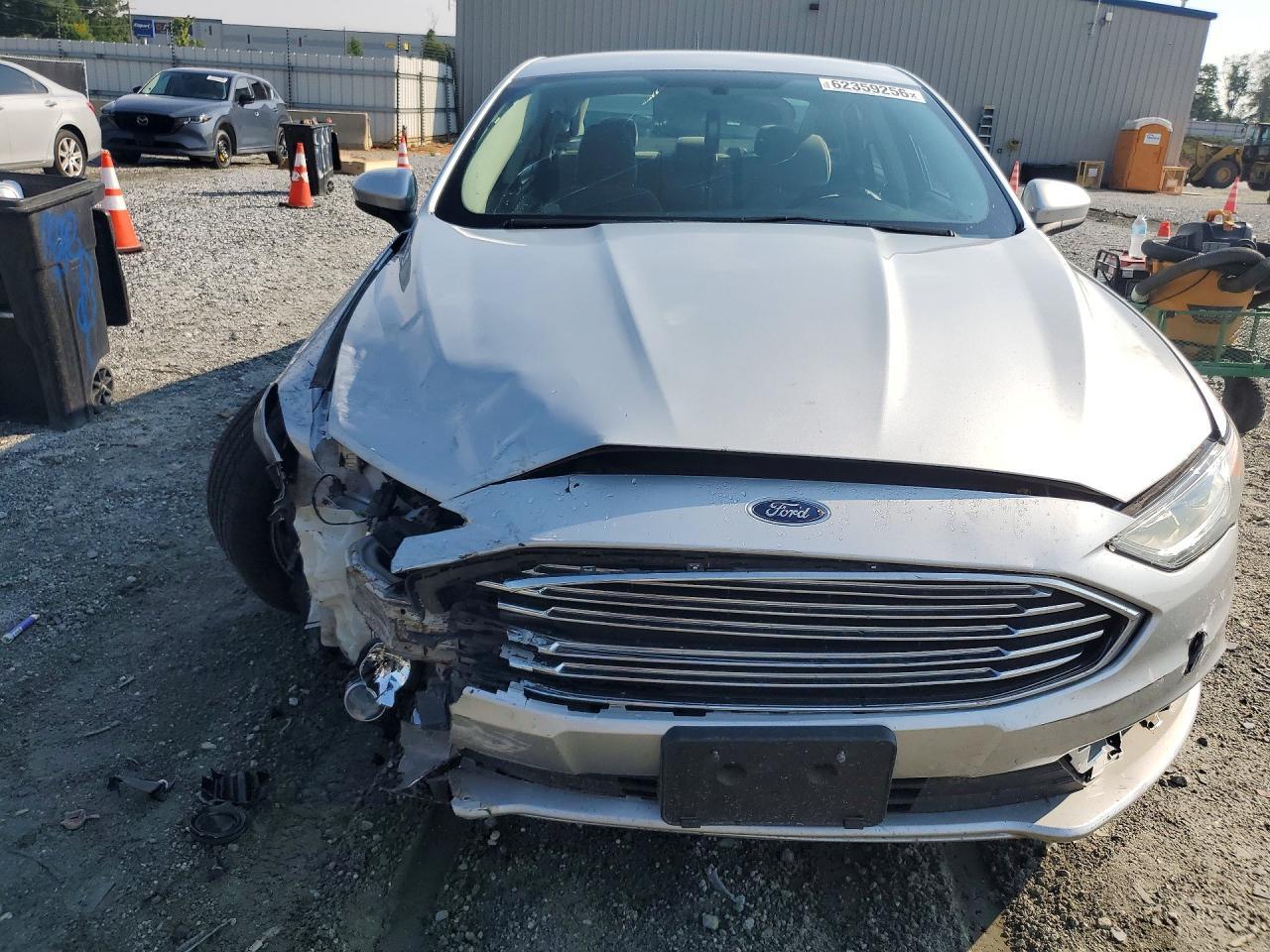 2018 Ford Fusion S Hybrid - Фото 5