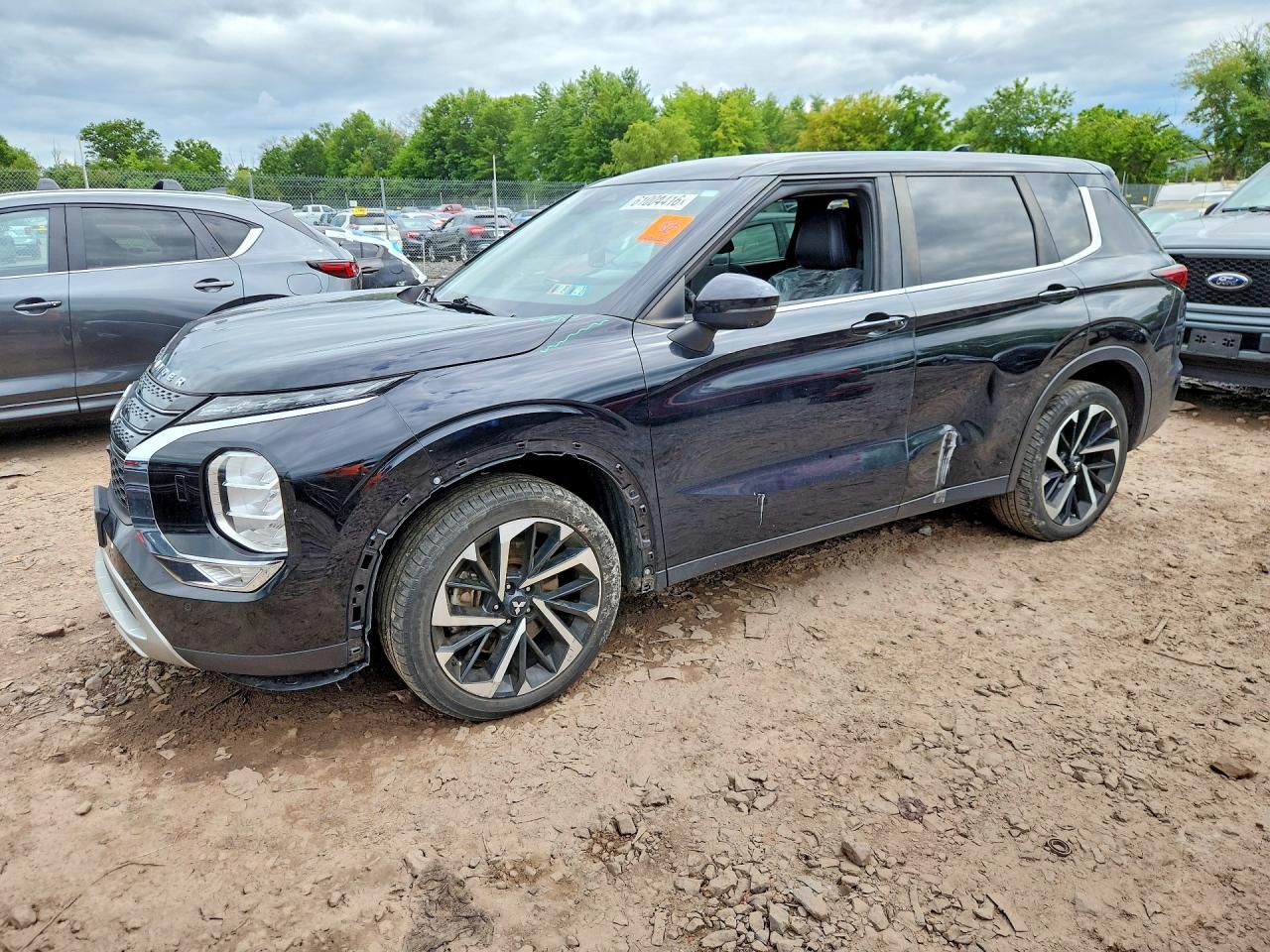 2022 Mitsubishi Outlander Se