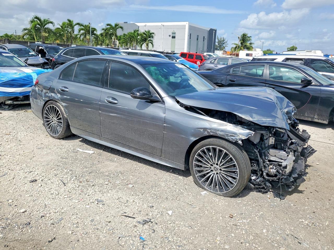 2024 Mercedes-Benz C 300 - Image 4