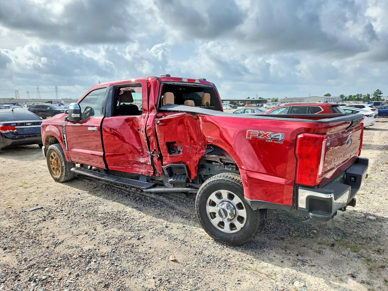 2024 Ford F250 Super Duty - Image 2
