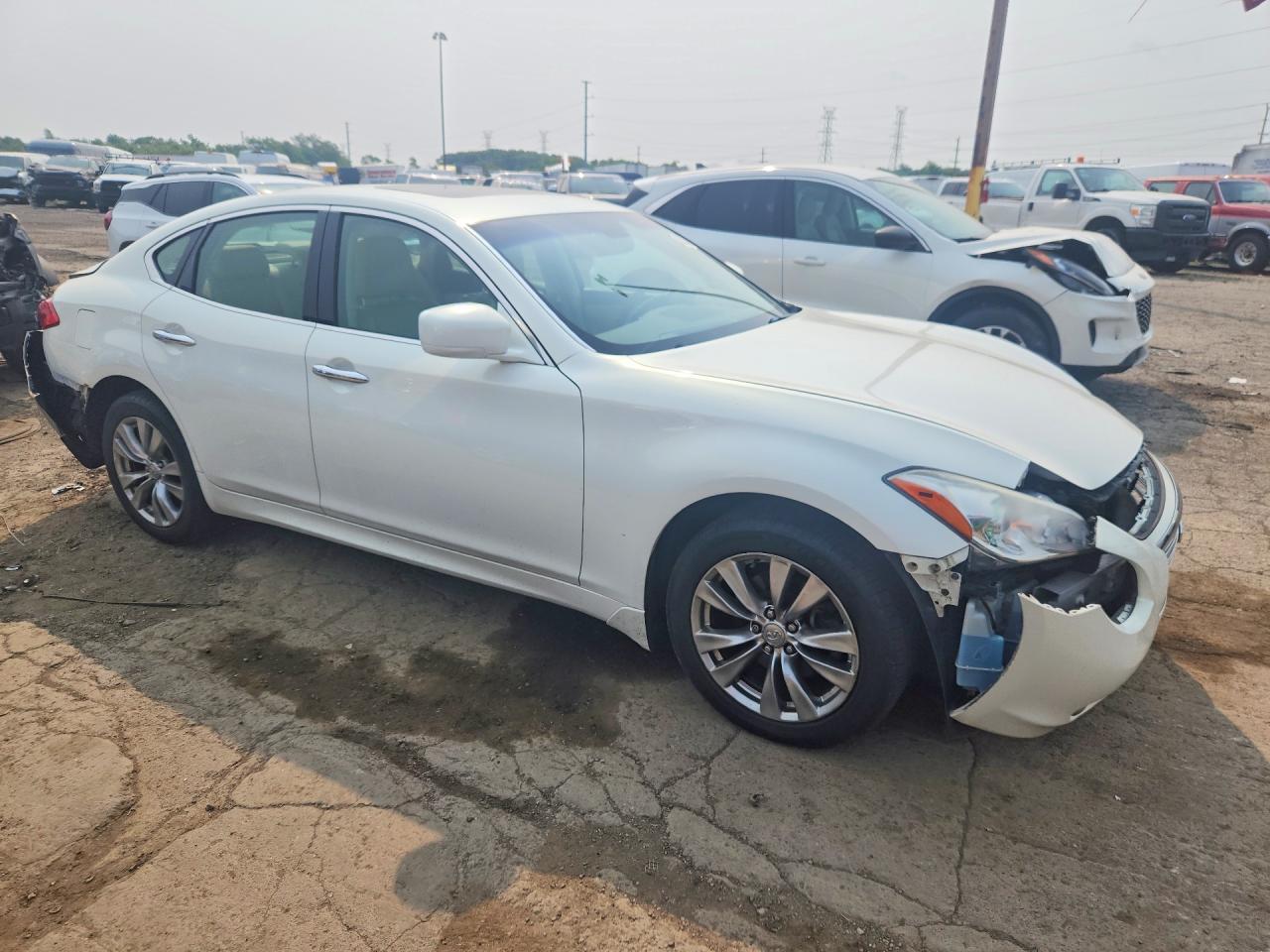 2013 Infiniti M37 X - Фото 4