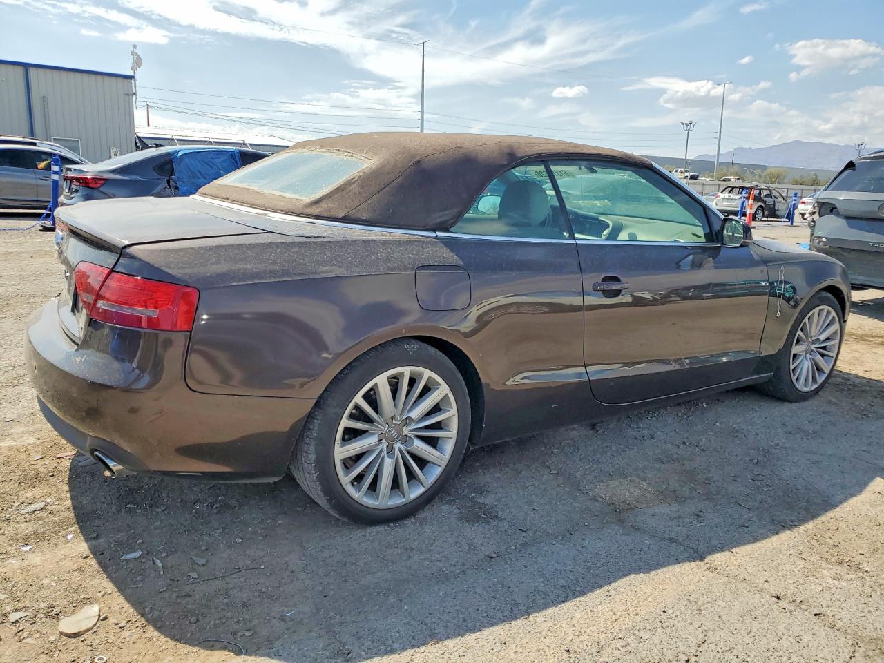 2011 Audi A5 Premium Plus - Фото 3