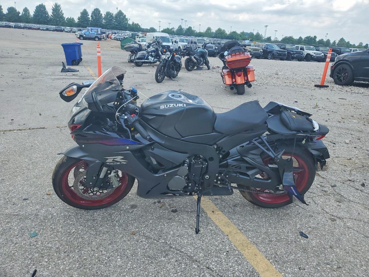 2026 Suzuki Gsx-R600 - Image 3
