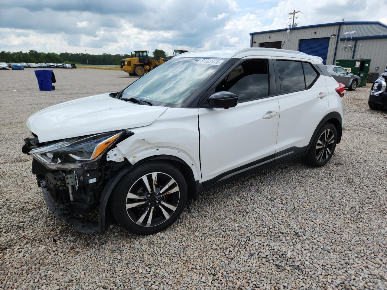 2020 Nissan Kicks Sr