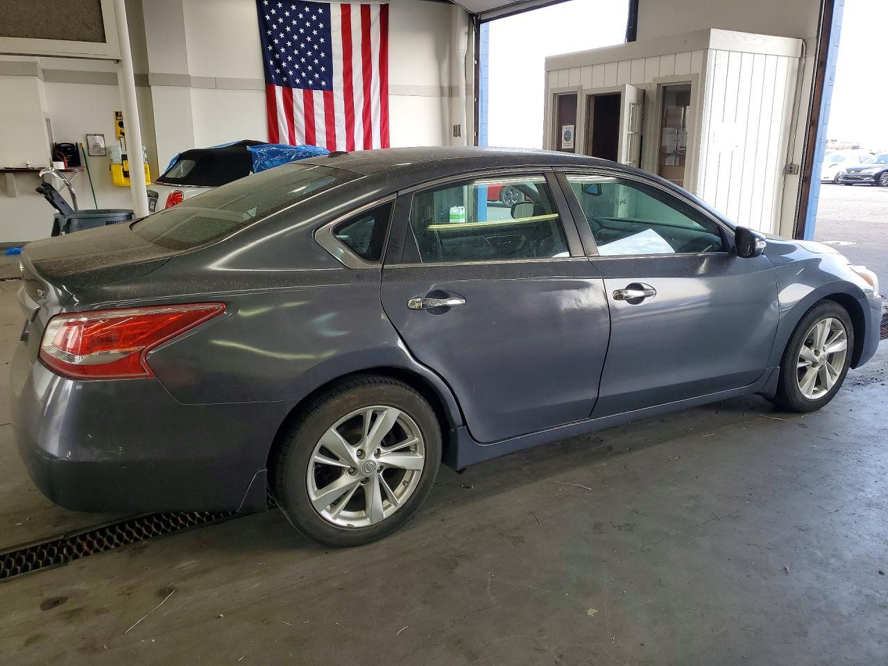 2013 Nissan Altima 2.5 - Фото 3
