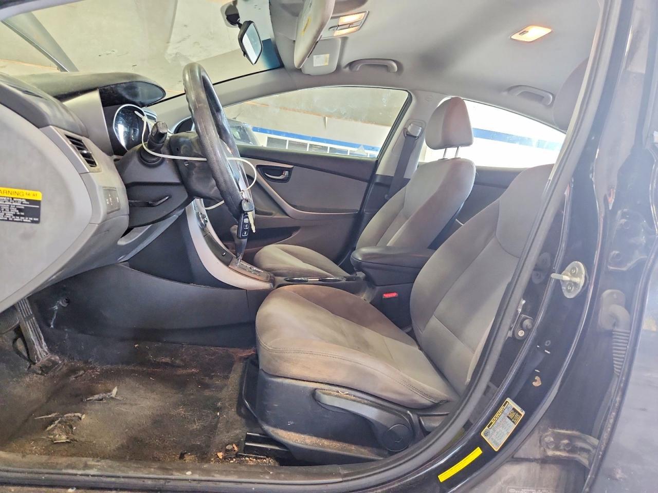 2013 Hyundai Elantra - Фото 7