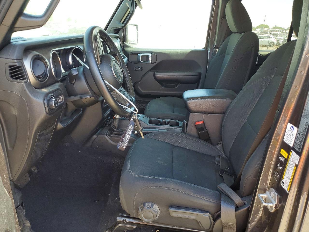 2020 Jeep Gladiator Sport - Фото 7
