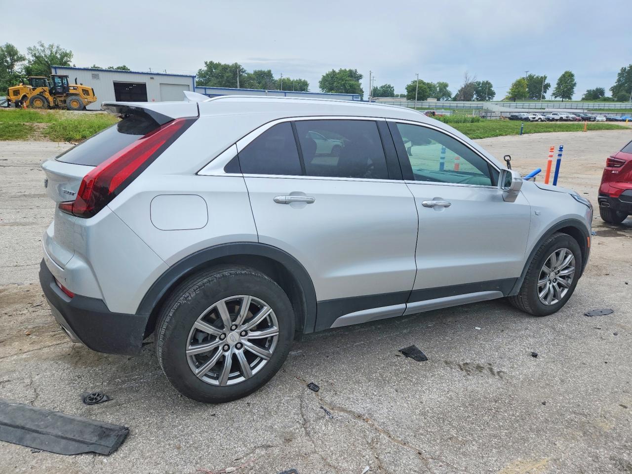 2021 Cadillac Xt4 Premium Luxury - Image 3