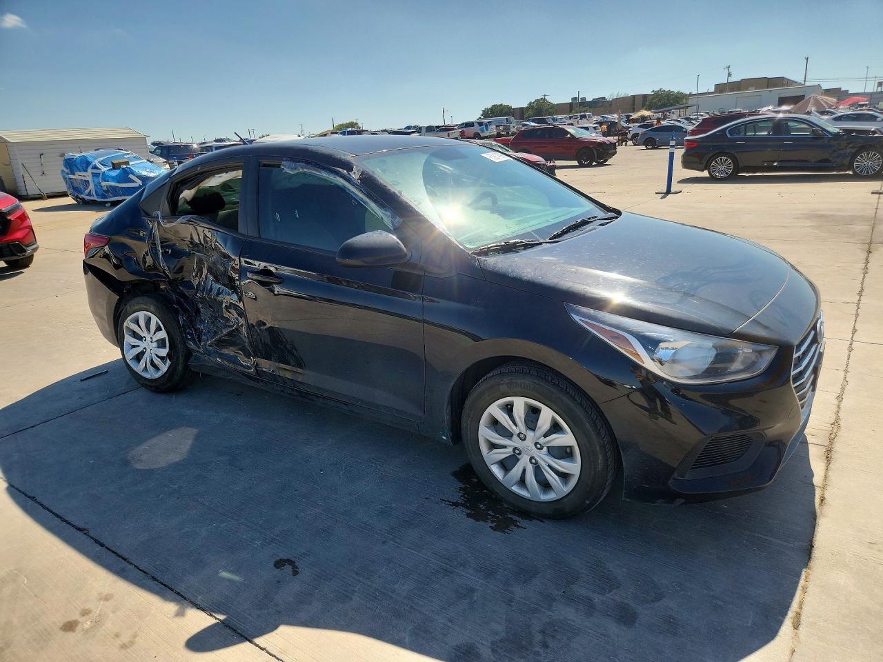 2022 Hyundai Accent Se - Фото 4