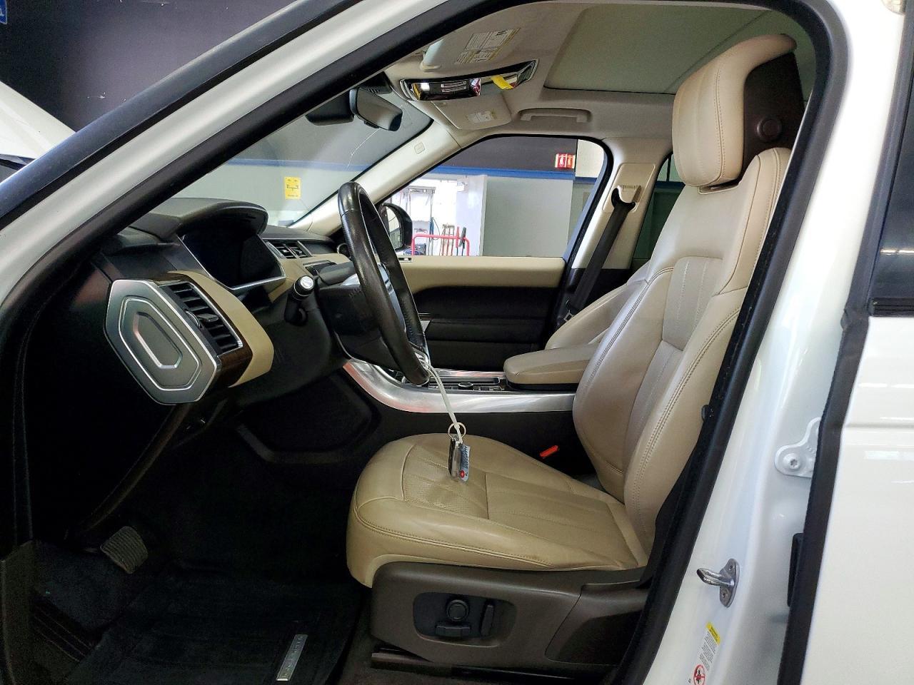 2019 Land Rover Range Rover Sport Hse - Image 7