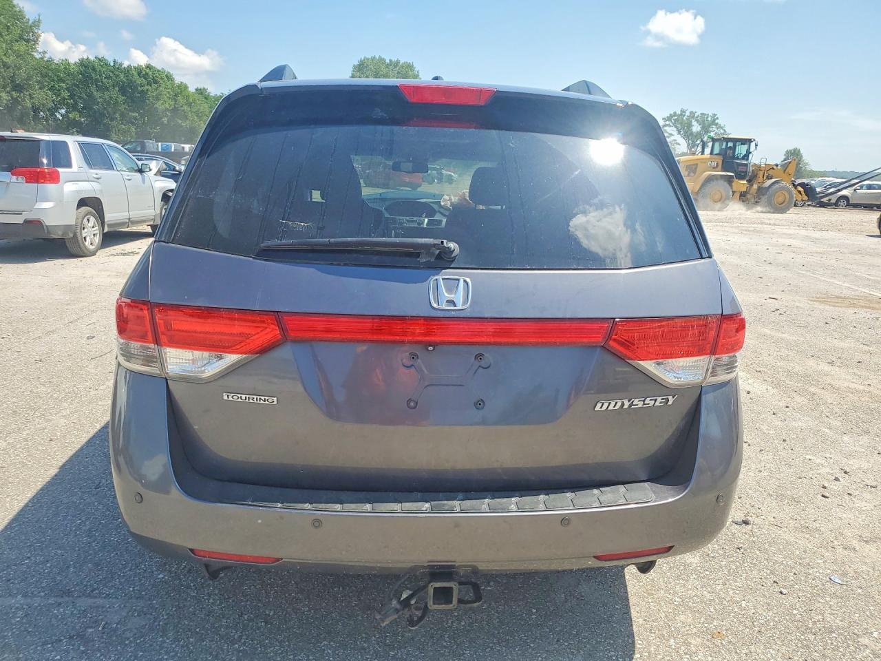 2015 Honda Odyssey Touring - Image 6