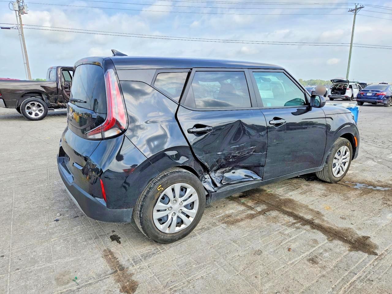 2023 Kia Soul Lx - Фото 3