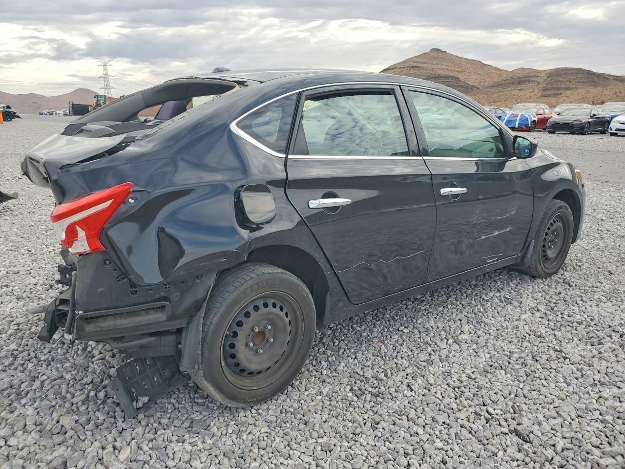 2016 Nissan Sentra S - Image 3