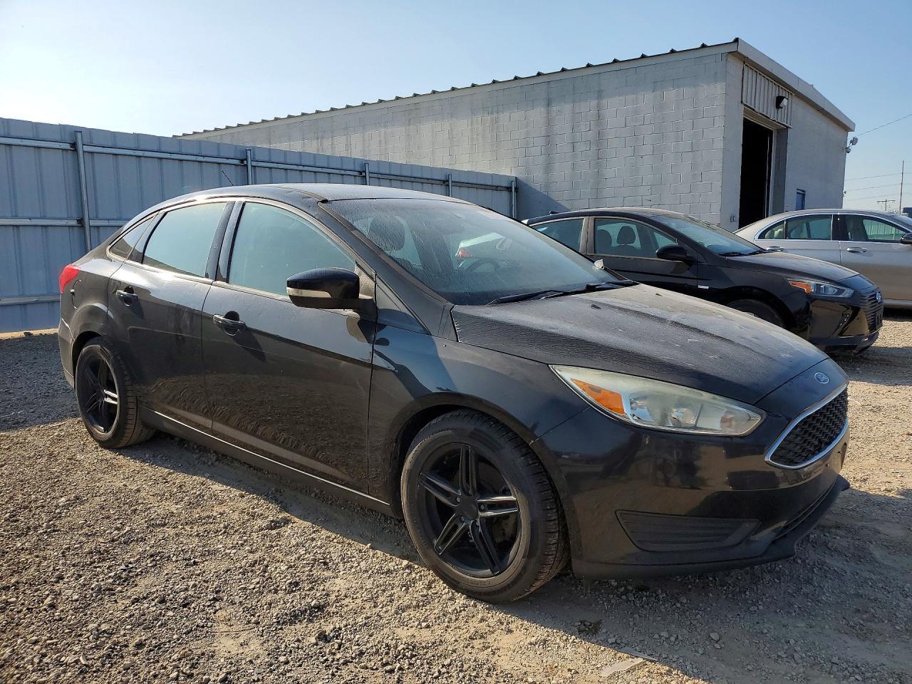 2015 Ford Focus Se - Image 4
