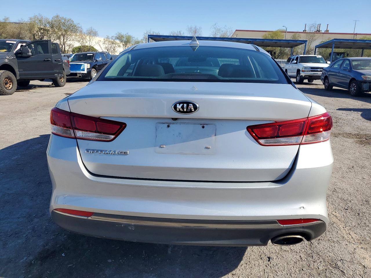2018 Kia Optima Lx - Фото 6