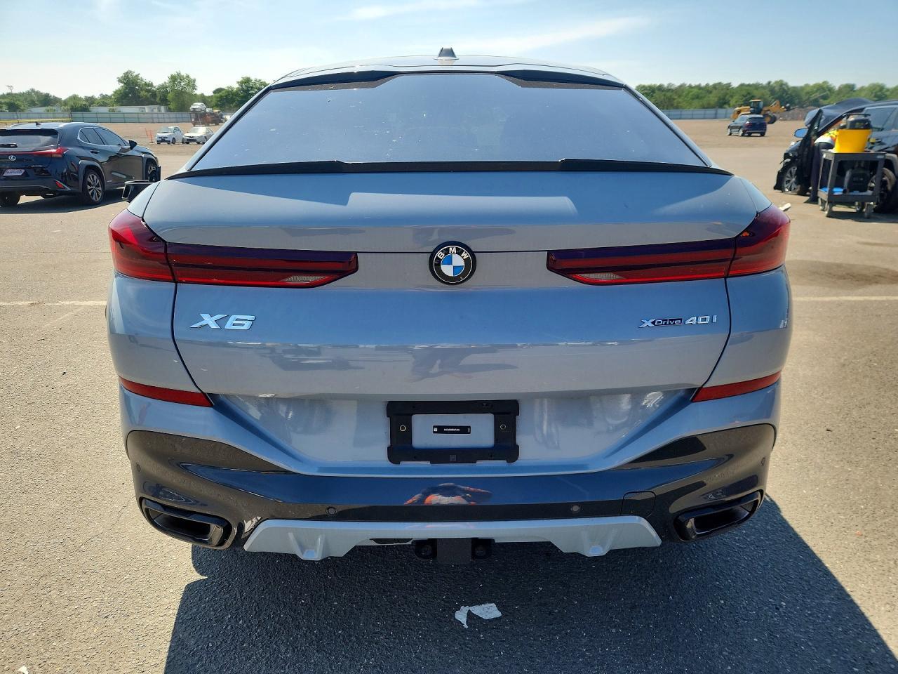 2026 BMW X6 xDrive40I - Image 6