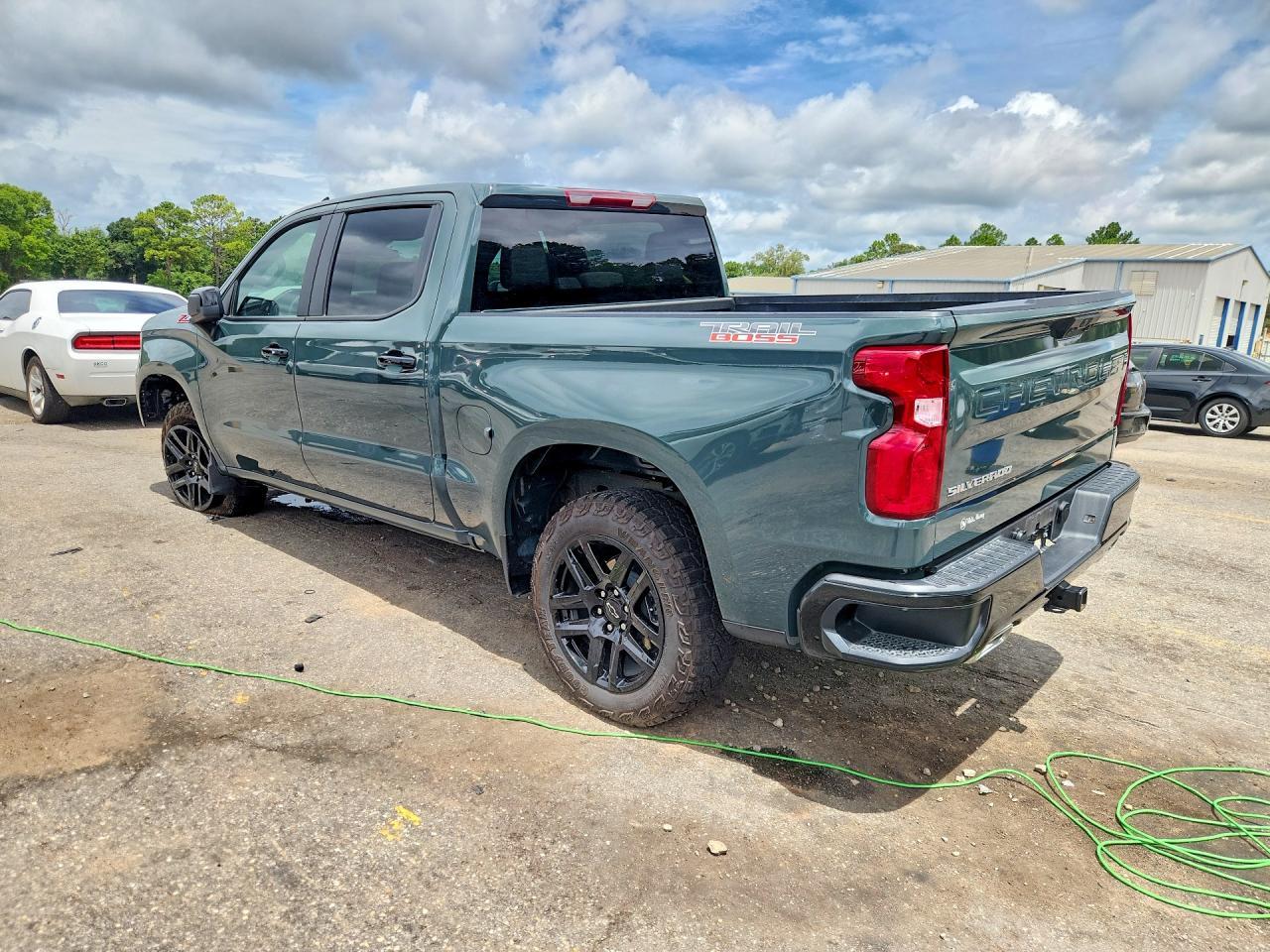 2026 Chevrolet Silverado K1500 Lt Trail Boss - Image 2