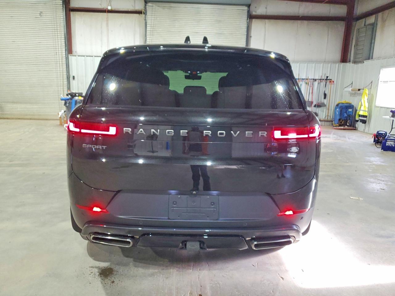 2025 Land Rover Range Rover Sport Se - Image 6