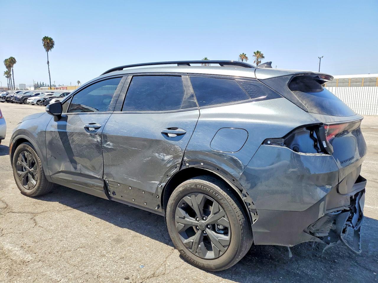 2025 Kia Sportage X Line - Фото 2