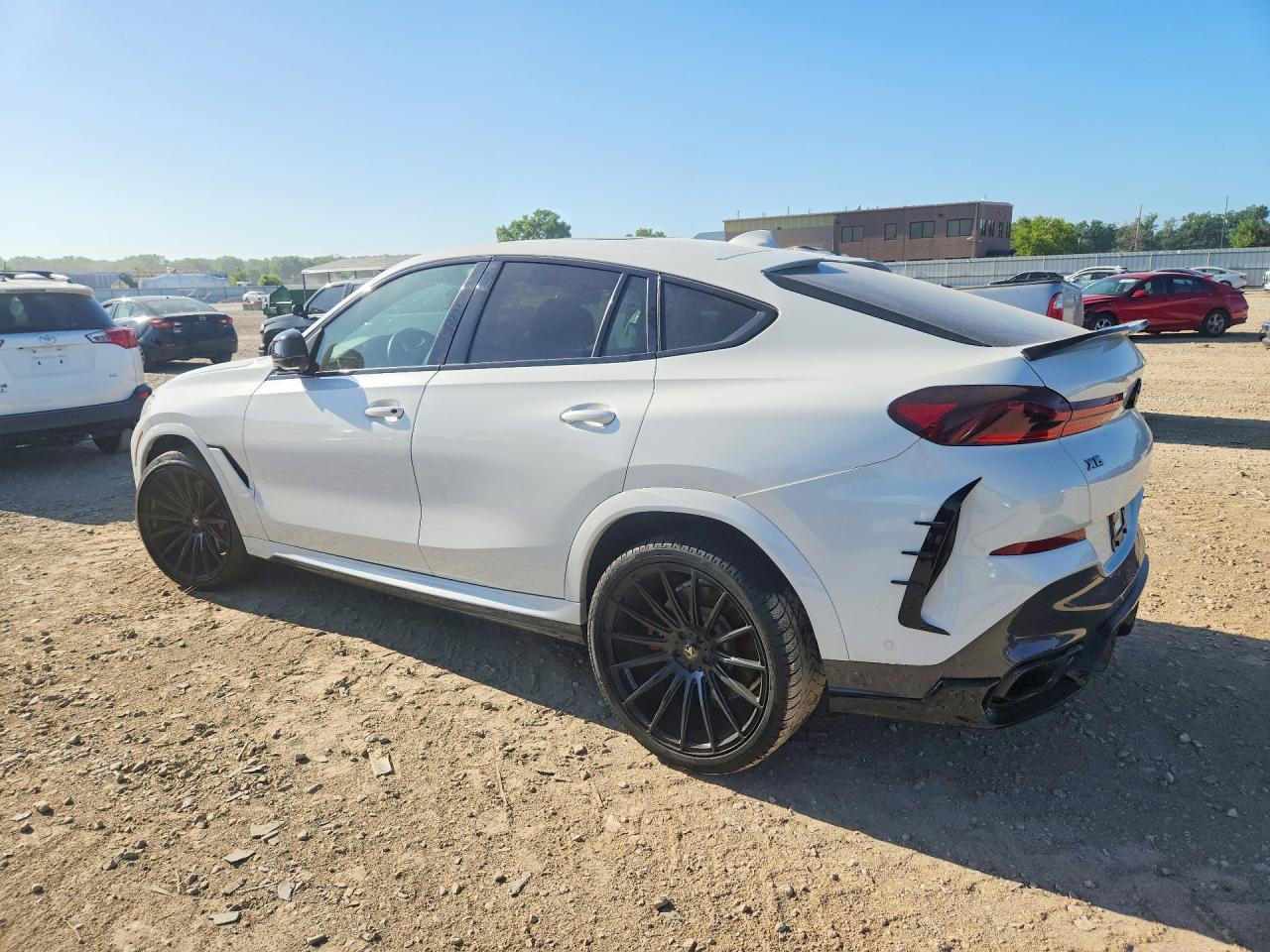 2021 BMW X6 M50I - Image 2