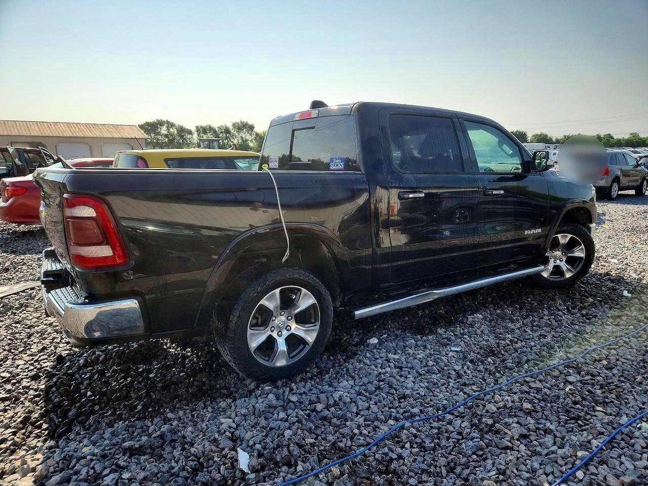 2019 Ram 1500 Laramie - Фото 3