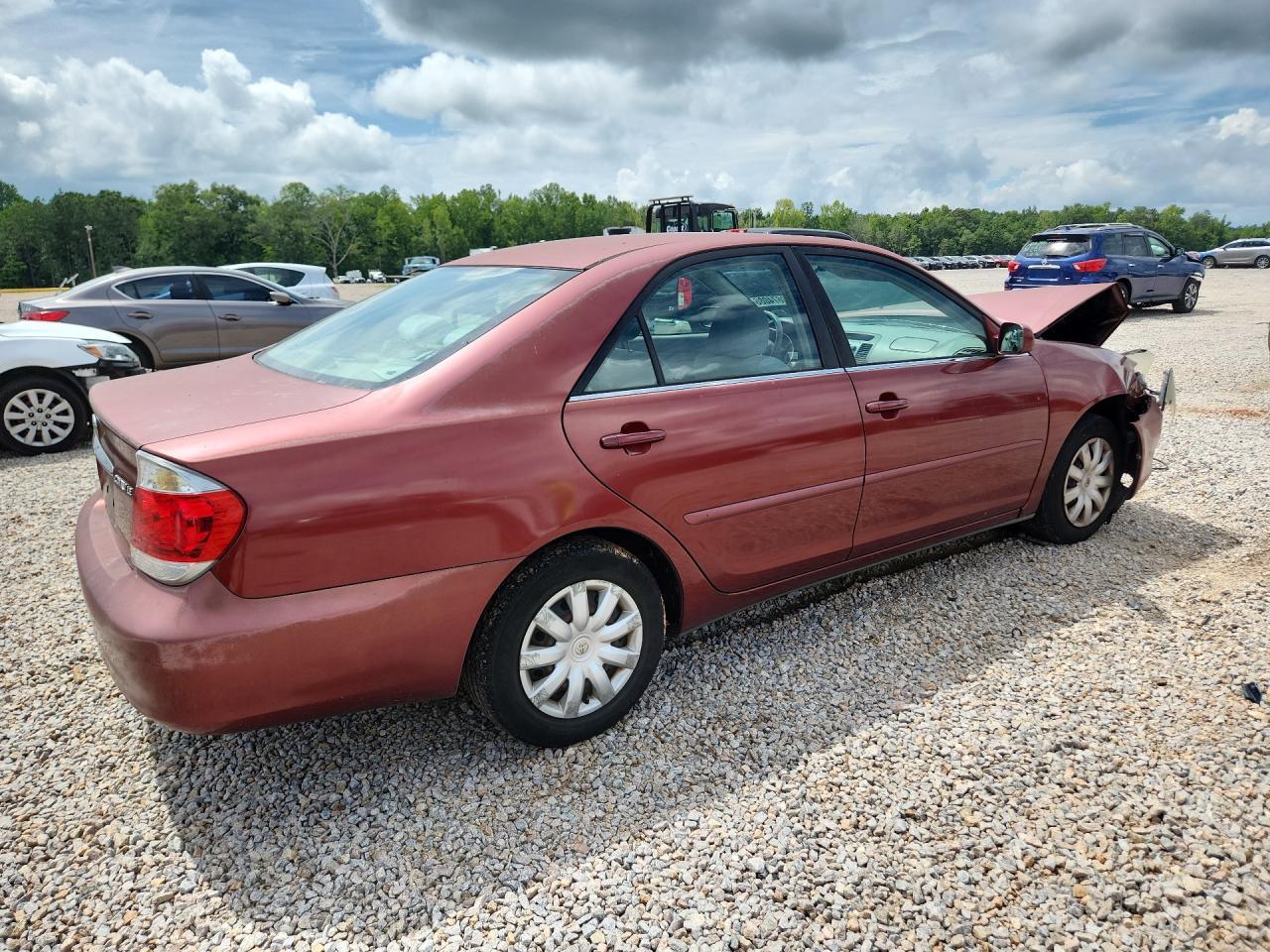 2005 Toyota Camry Le - Фото 3