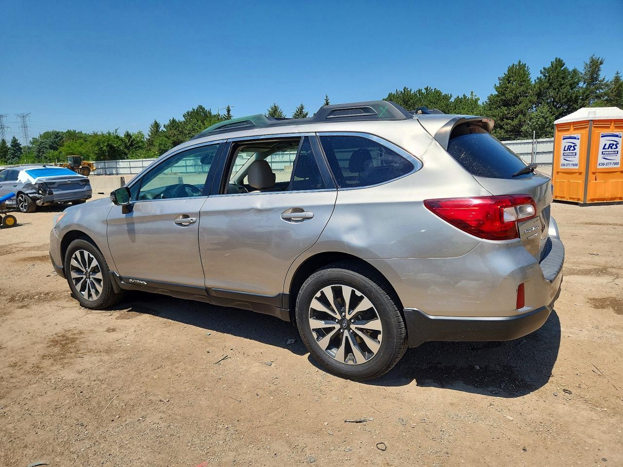 2017 Subaru Outback 3.6R Limited - Фото 2